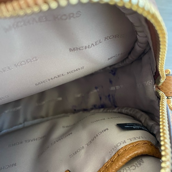 Michael Kors Brown canteen Circle Crossbody Bag - Picture 9 of 10